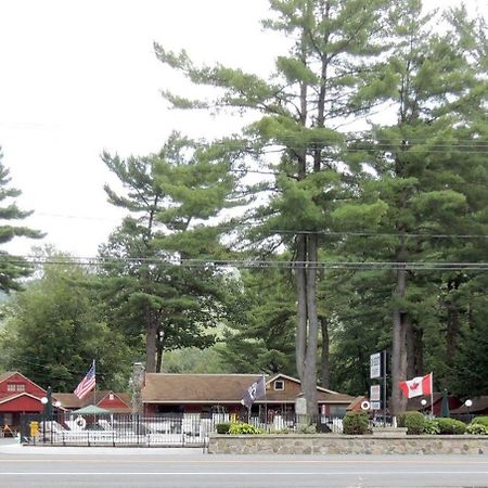 Do Rest Court Hotel Lake George Exterior photo